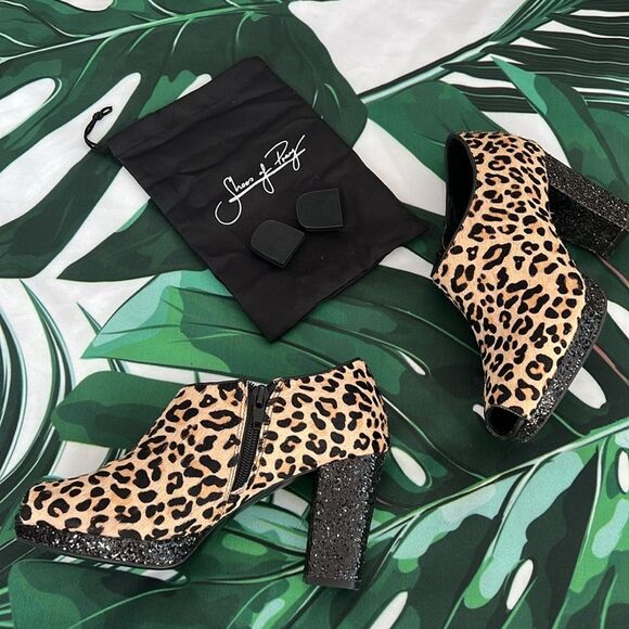 Shoes of Prey brown and black animal print booties with sparkle heels - Picture 11 of 11